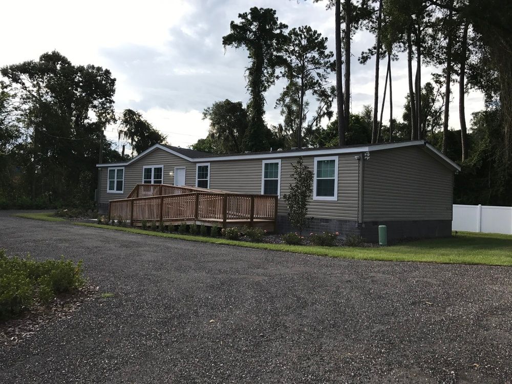5950 NW 1st Pl, Gainesville, FL 32607